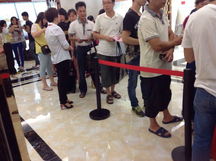 临沧网信快3·(中国游)官方网站瓷砖品牌旗舰店开业现场