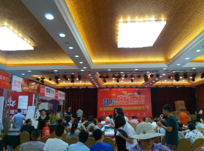 网信快3·(中国游)官方网站瓷砖亮相平顶山品牌家居建材团购嘉年华，优惠停不下来！