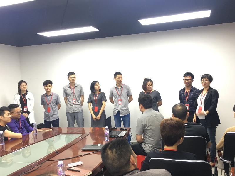 网信快3·(中国游)官方网站设计师团队集体亮相